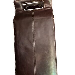 Uptown Real Deluxe 2 bottle Fine leather wine carrier with duster bag NEW